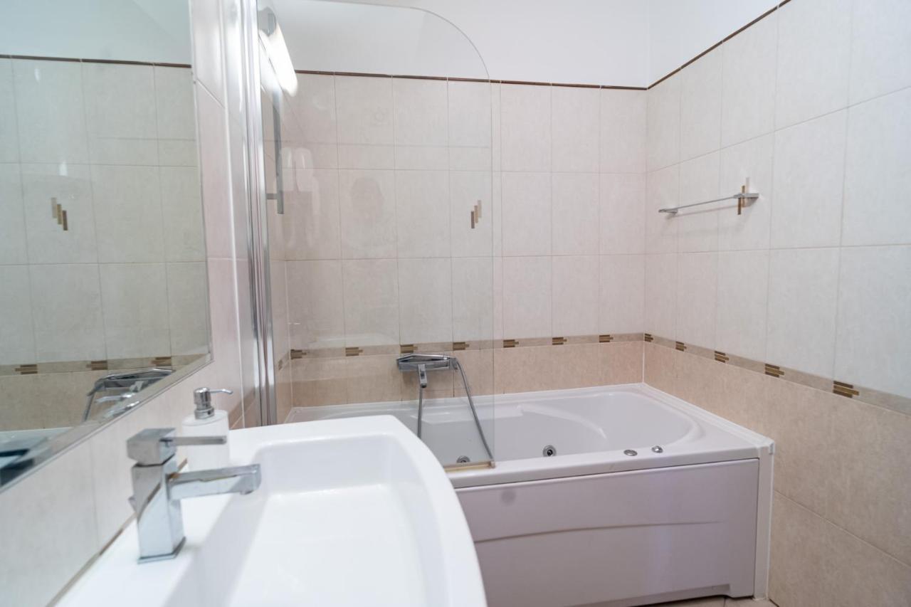 Apartment Kolovare By Belmont Realty Zadar Exterior photo