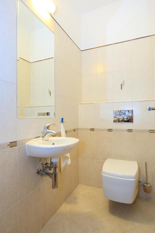 Apartment Kolovare By Belmont Realty Zadar Exterior photo